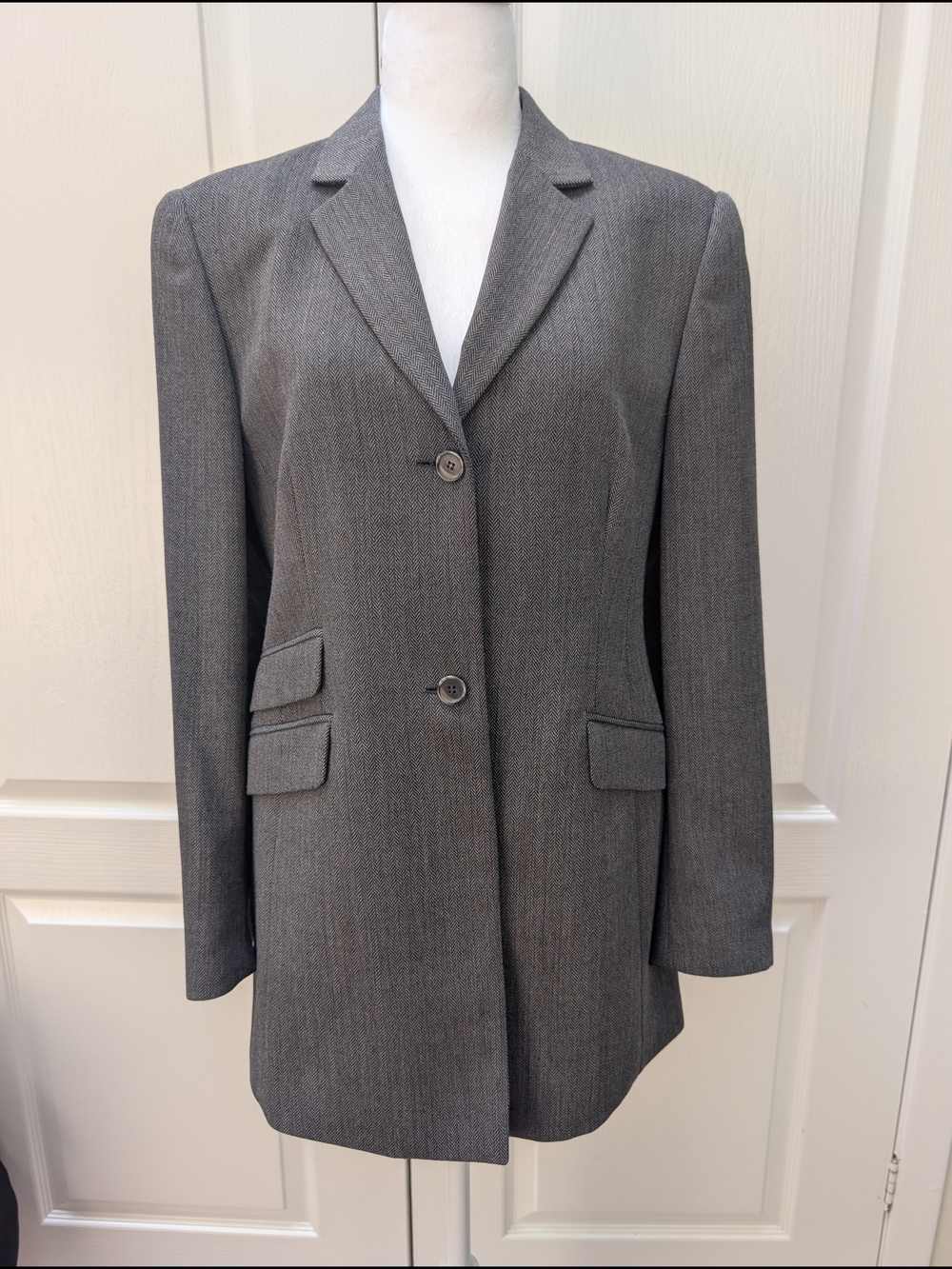 Classic Women's Gray Herringbone Blazer Coat